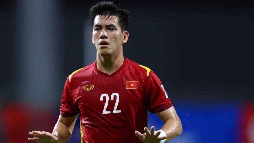Đội hình ra sân Việt Nam vs Trung Quốc: Tiến Linh đá chính