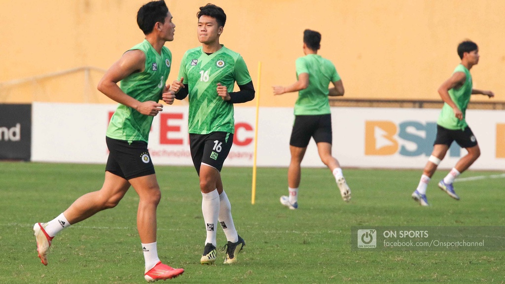 Vượt qua áp lực, Hà Nội FC sẵn sàng cho cuộc đọ sức với Viettel