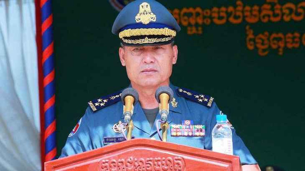 Tướng Sao Sokha từ chức Chủ tịch LĐBĐ sau khi U22 Campuchia thua trận