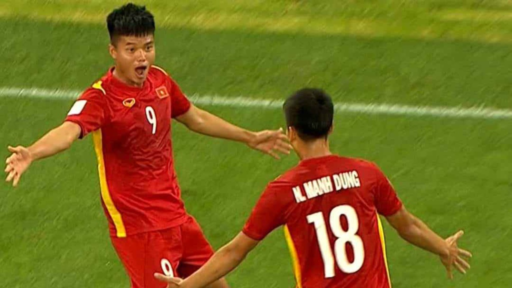 AFC ví bàn thắng của Văn Tùng với huyền thoại thế giới