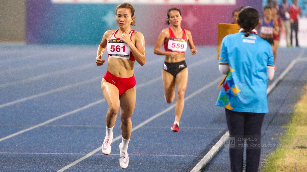 Bảo vệ thành công HCV, VĐV Việt Nam tiếp tục thống trị đường chạy 5000m tại SEA Games