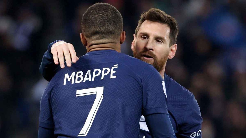 Messi khuyên Mbappe rời PSG