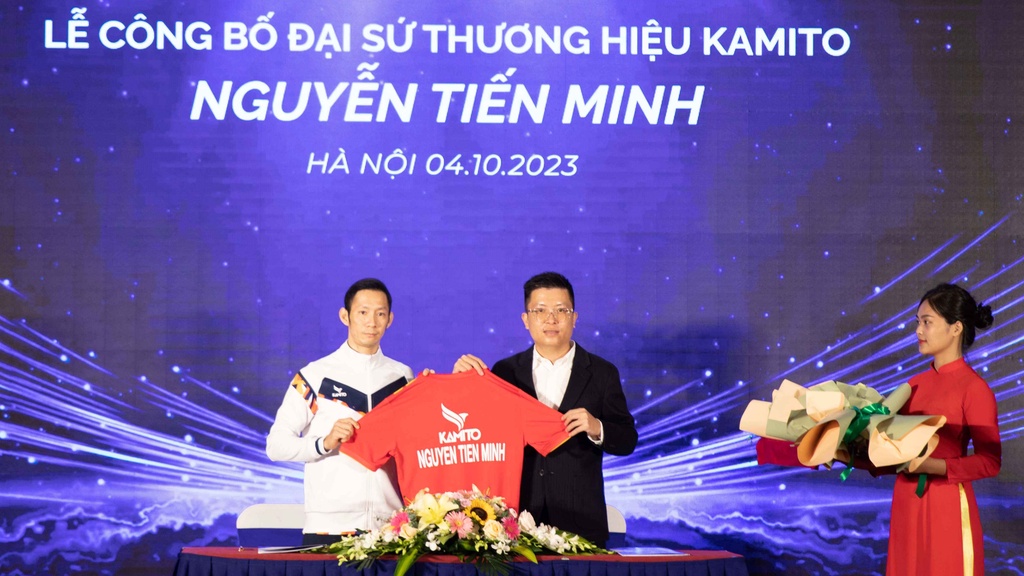 Nguyễn Tiến Minh cùng Kamito chắp cánh cho cầu lông trẻ Việt Nam 