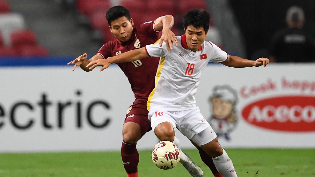 Cầu thủ Thái Lan khiến Đức Chinh đứt dây chằng 