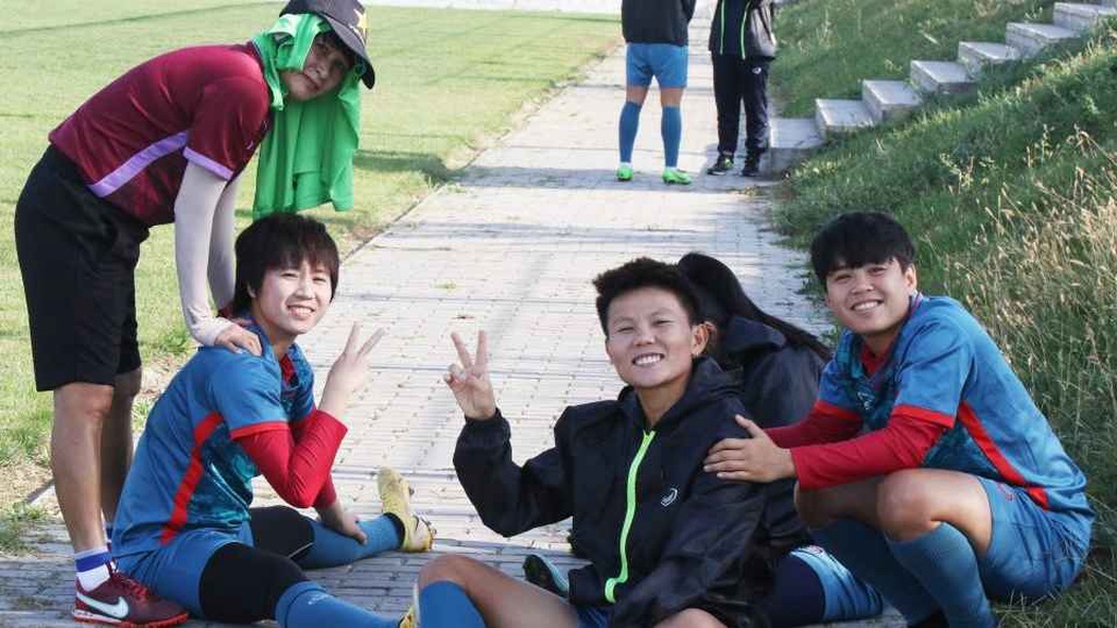 ĐT nữ Việt Nam tập luyện, hướng tới trận đấu với Nhật Bản