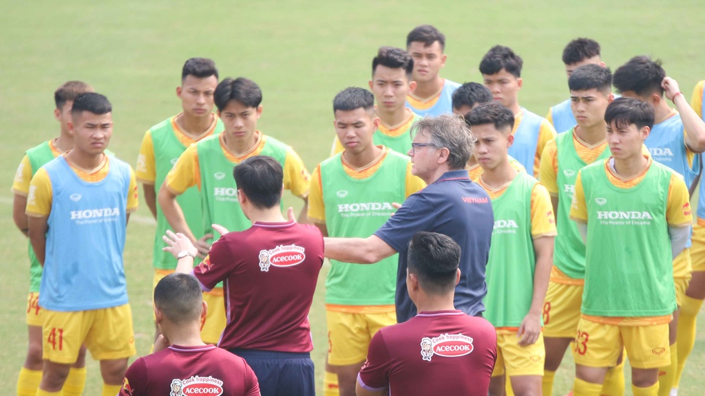 U23 Việt Nam "chia quân" tới Qatar tham dự giải giao hữu quốc tế