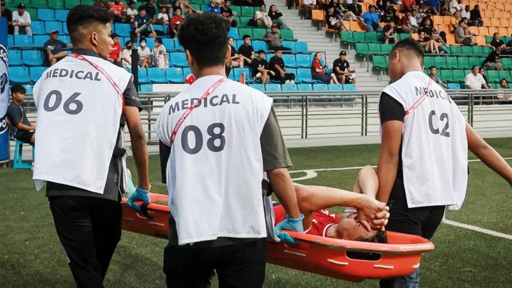 Đối thủ của tuyển Việt Nam thiệt quân nặng trước thềm AFF Cup