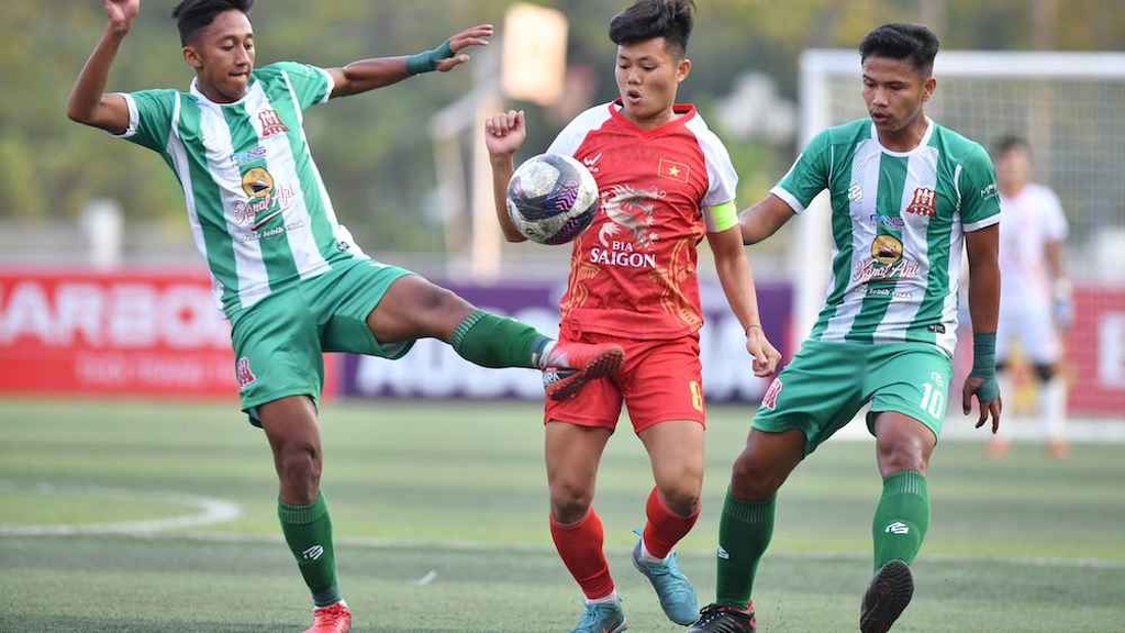 Đội tuyển chọn Việt Nam lội ngược dòng trước Deltras FC