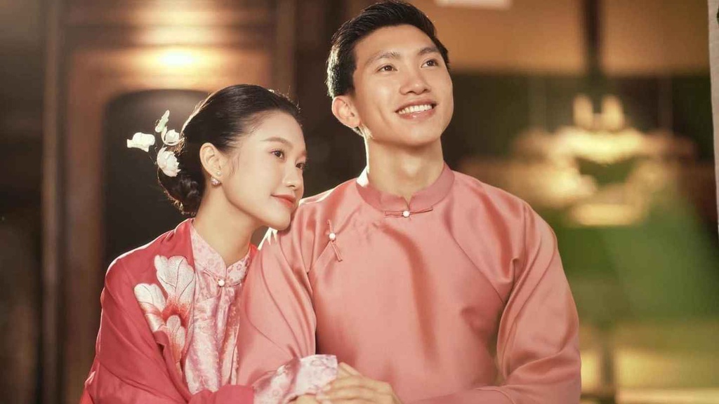 Đám cưới Văn Hậu - Hải My: Rước dâu bằng siêu xe, chi cả tỷ đồng cho hoa cưới