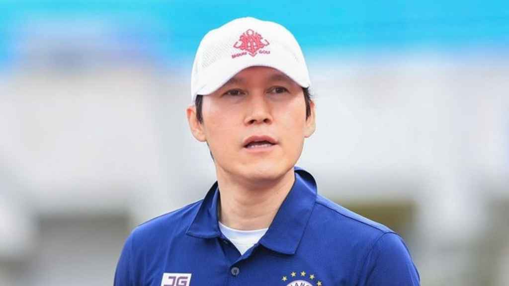 Tiểu sử HLV Park Choong-kyun, người vừa bất ngờ chia tay CLB Hà Nội