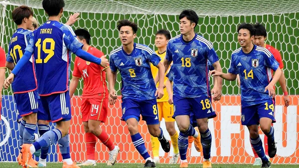 CĐV Nhật Bản chán nản thừa nhận đội nhà khó thắng được U20 Việt Nam