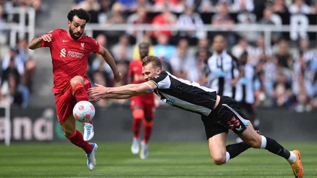 Kép phụ lên tiếng, Liverpool thắng nhọc Newcastle