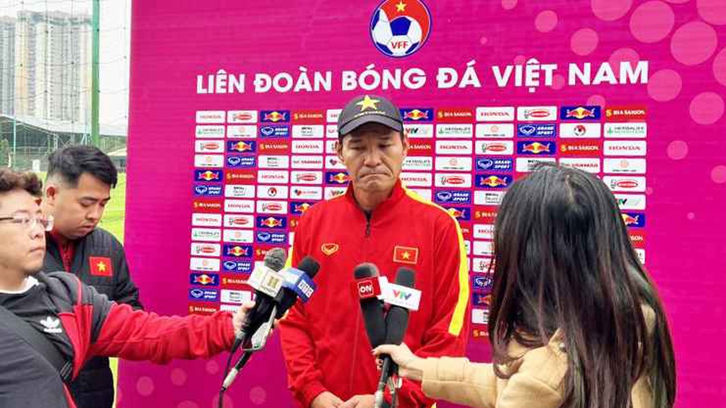 Chuyên gia Nhật Bản lạc quan về tương lai bóng đá nữ Việt Nam