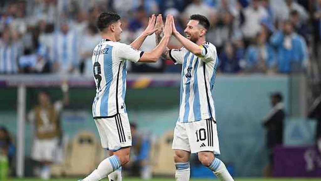 Argentina 3-0 Croatia: Messi và Alvarez tỏa sáng đưa Argentina vào chung kết World Cup 2022