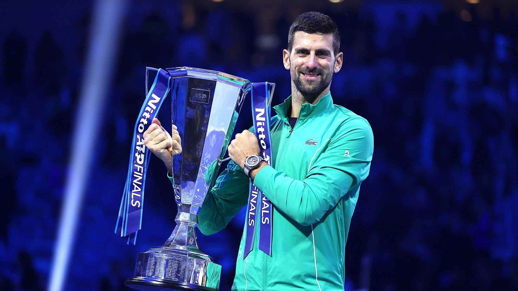 Djokovic vượt mặt Federer, lần thứ 7 vô địch ATP Finals