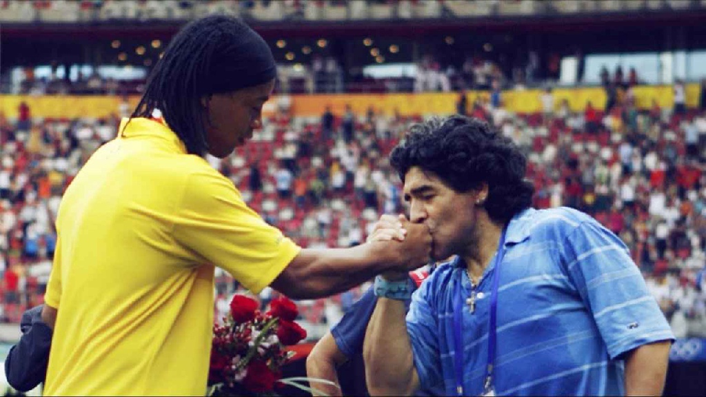 Maradona, Ronaldinho và những danh thủ từng đốt sạch gia sản