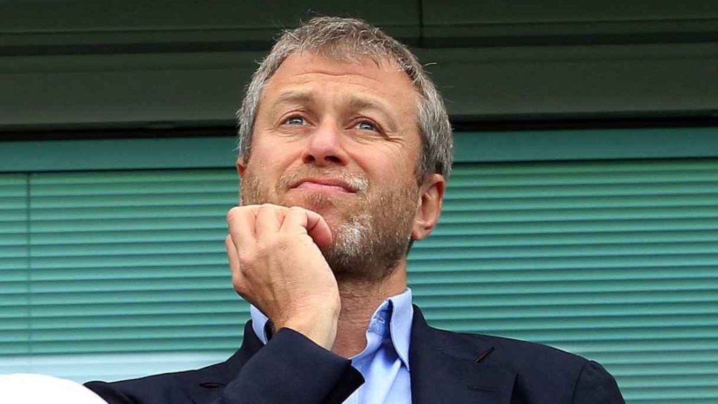 Abramovich nhận nhiều lời mời mua lại Chelsea dưới 3 tỷ bảng