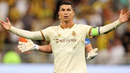 Ronaldo lần đầu trượt đề cử Quả Bóng Vàng sau 20 năm