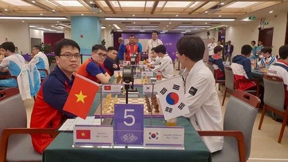 Lê Quang Liêm 'dẫn đoàn', cờ vua Việt Nam đại thắng tại ASIAD 19