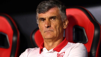 Sevilla sa thải HLV sau 4 tháng giành Europa League