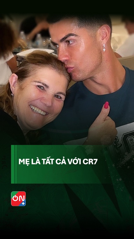 Mẹ Là Tất Cả Với CR7