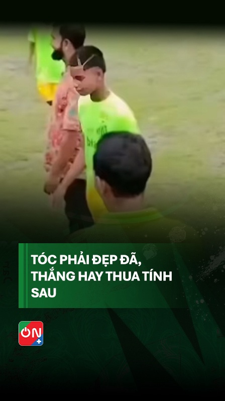 Chủ Tịch Đội Chắc Là Thợ Cắt Tóc